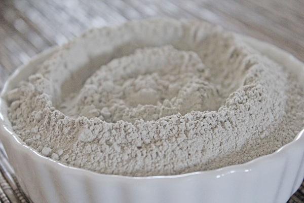 bentonite for clarification