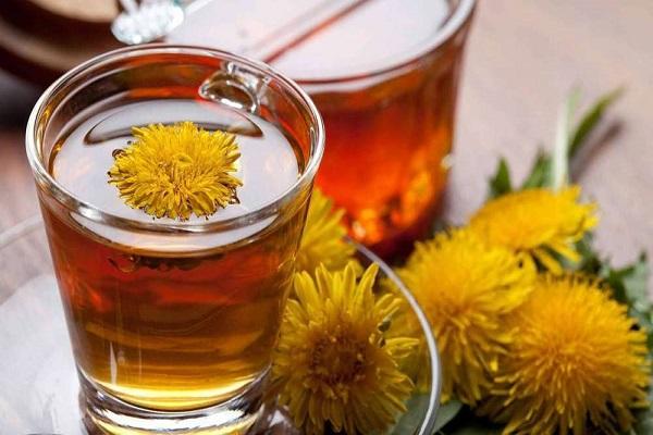 liquid on chamomile