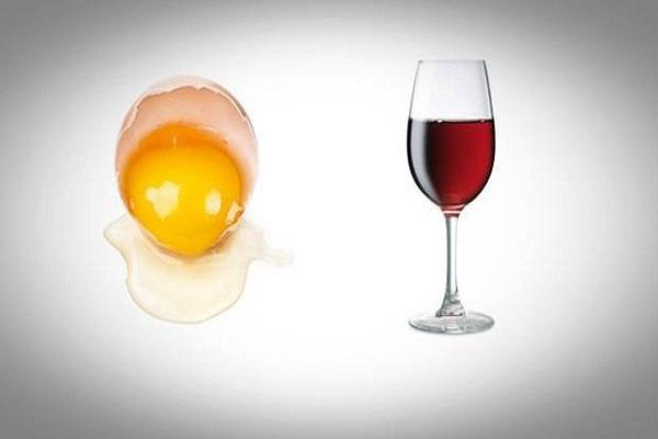 egg by the glass