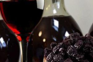 4 easy recipes for making prune wine at home