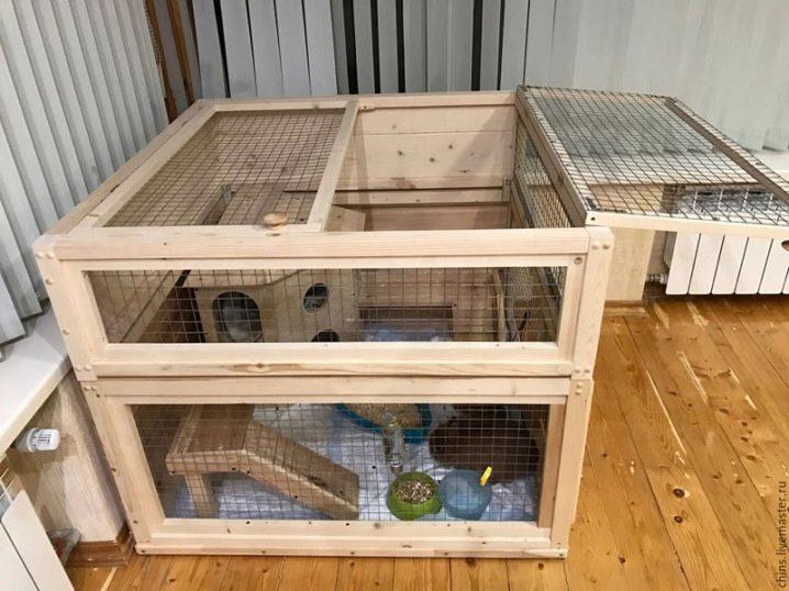 Ang pagtatayo ng Do-it-yourself ng isang aviary para sa mga rabbits at pag-aanak sa bahay